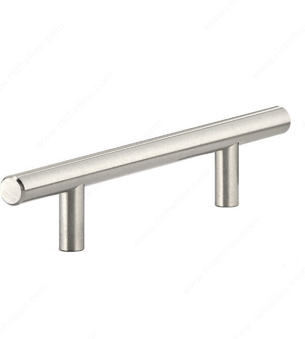 Richelieu Contemporary Steel Pull - 305