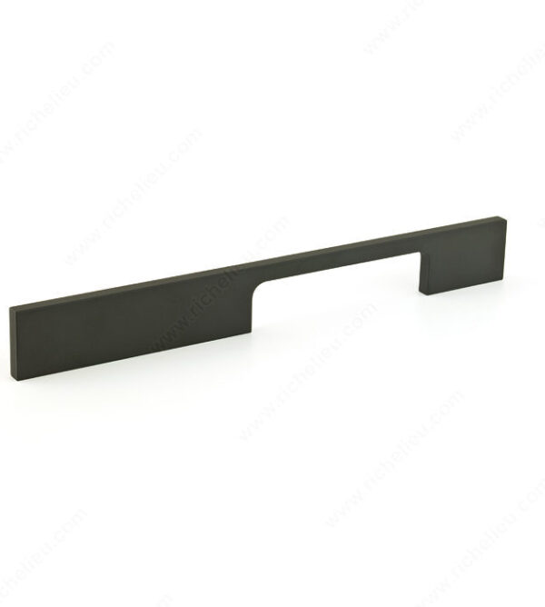 Richelieu Contemporary Aluminum Pull - 720